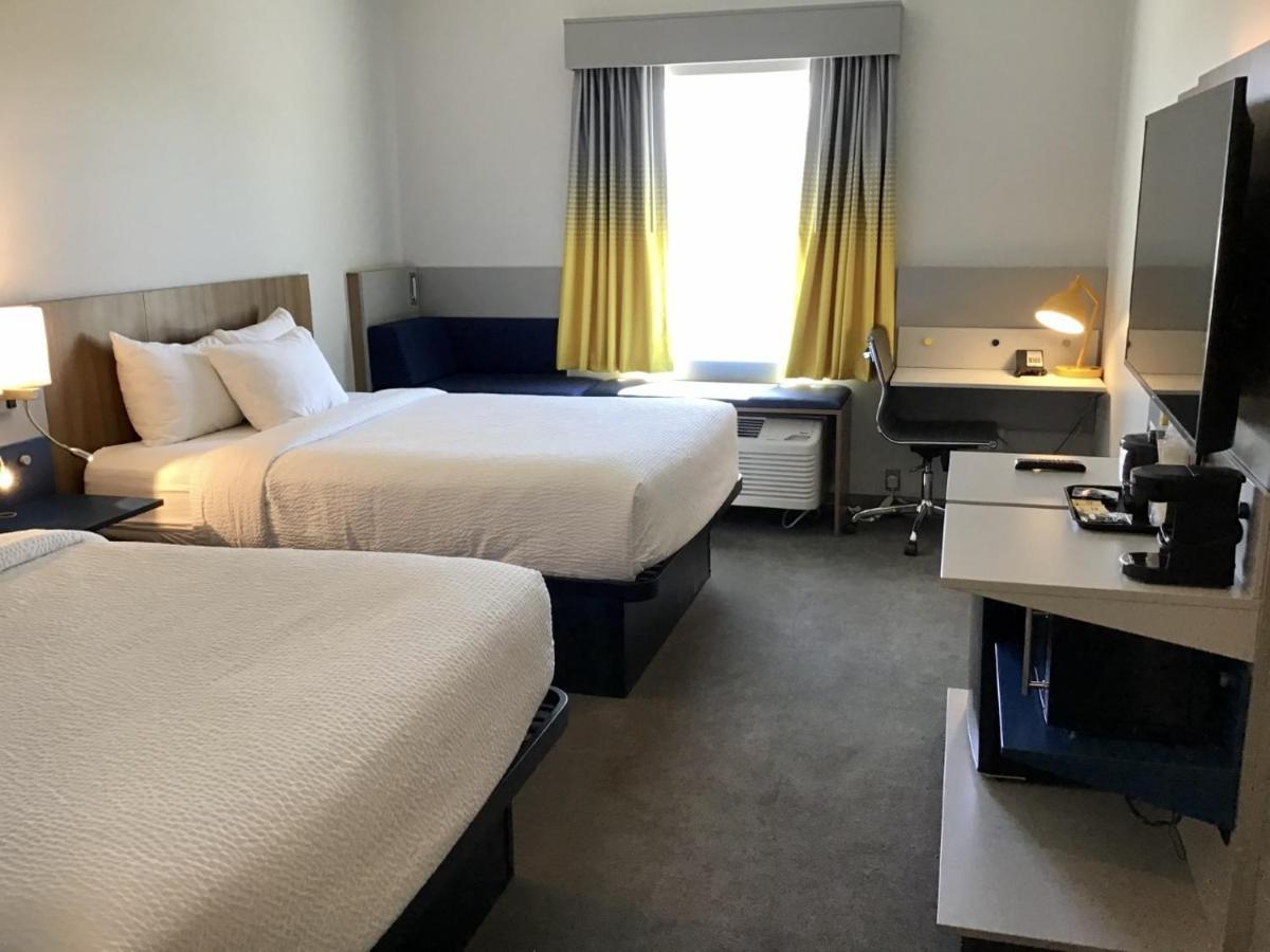 Holiday Inn Express & Suites George - Quincy South By Ihg Dış mekan fotoğraf