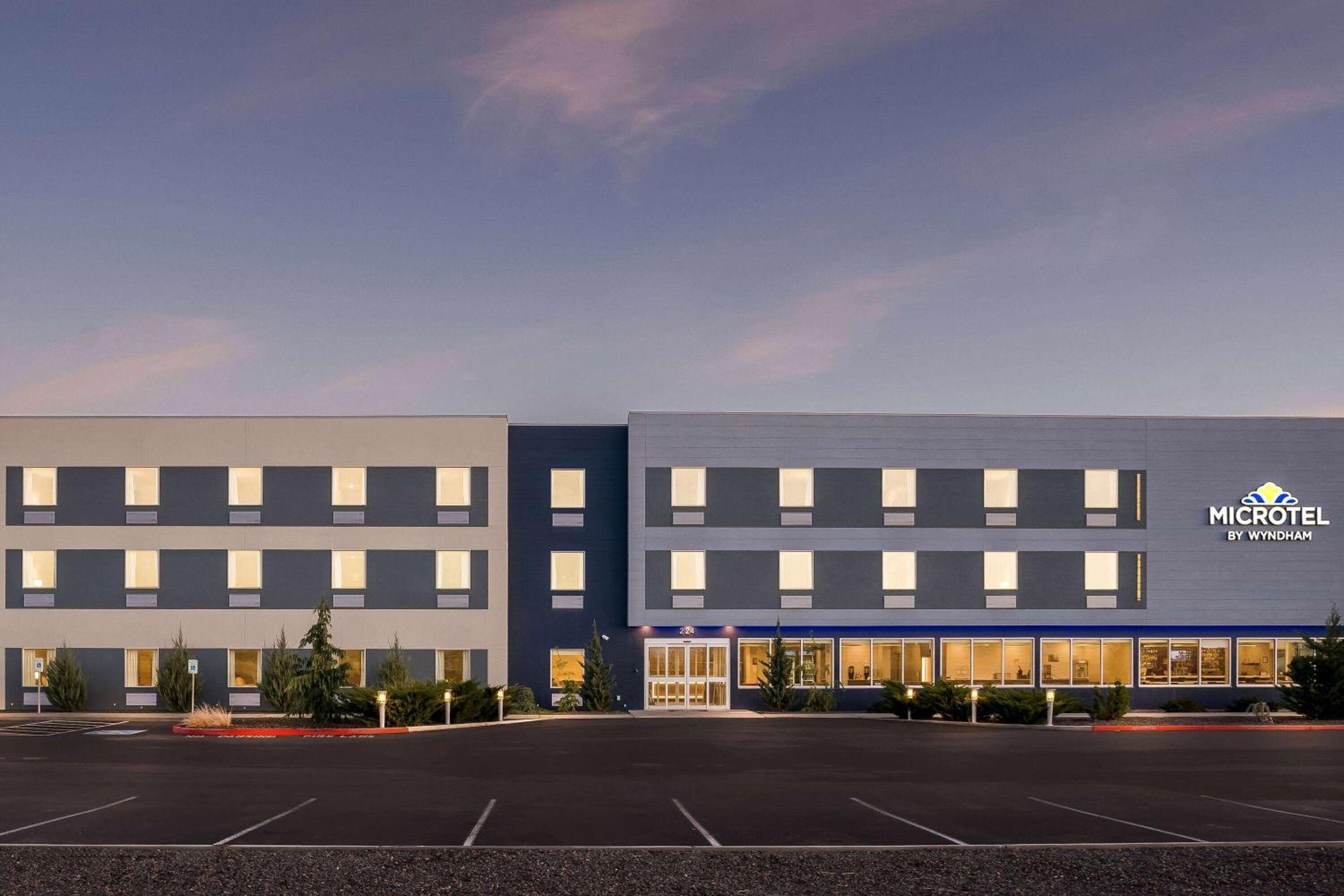 Holiday Inn Express & Suites George - Quincy South By Ihg Dış mekan fotoğraf